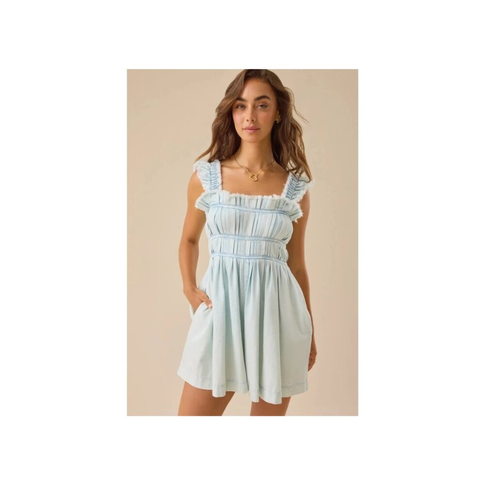 Altar'd State Ashley Denim Romper Light Blue NWT Sz L Boho Festival - Picture 5 of 5